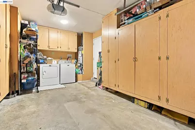 22 John Glenn Cir, Daly City, CA 94015 - Photo 34