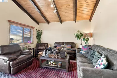 22 John Glenn Cir, Daly City, CA 94015 - Photo 6
