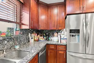 22 John Glenn Cir, Daly City, CA 94015 - Photo 16