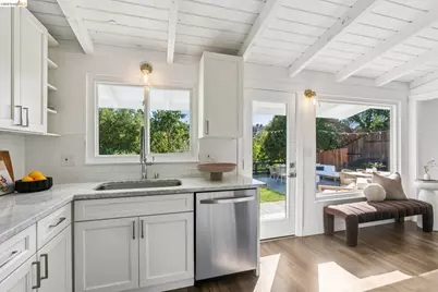 3349 Betty Ln, Lafayette, CA 94549 - Photo 14