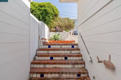 1519 Bayo Vista Ave, San Pablo, CA 94806 - Photo 4