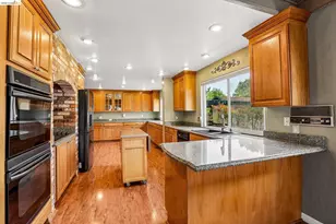 2636 Tamalpais Dr, Pinole, CA 94564 - Photo 26