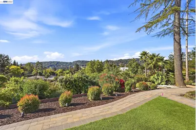 116 Coral Dr, Orinda, CA 94563 - Photo 58