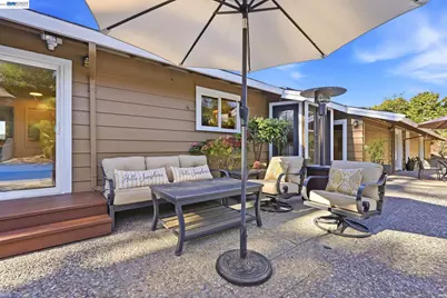 116 Coral Dr, Orinda, CA 94563 - Photo 40