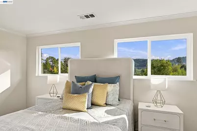 116 Coral Dr, Orinda, CA 94563 - Photo 30