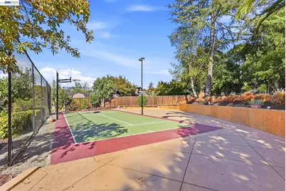 116 Coral Dr, Orinda, CA 94563 - Photo 50