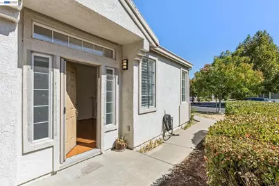 401 Edgewood Dr, Rio Vista, CA 94571 - Photo 4