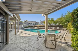 106 Purcell Dr, Alameda, CA 94502 - Photo 42
