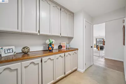 106 Purcell Dr, Alameda, CA 94502 - Photo 26