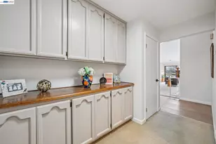 106 Purcell Dr, Alameda, CA 94502 - Photo 26