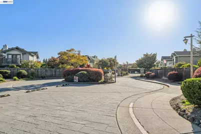 106 Purcell Dr, Alameda, CA 94502 - Photo 40