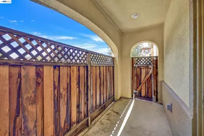 538 Selby Ln, Livermore, CA 94551 - Photo 20