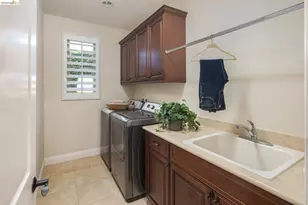 1770 Merlot Cir, Brentwood, CA 94513 - Photo 8