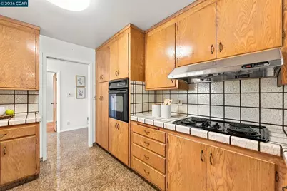 2520 Benedict Dr, San Leandro, CA 94577 - Photo 18