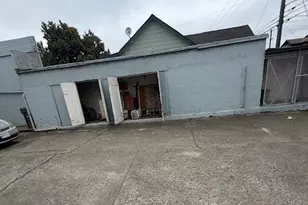 930 Pine, Oakland, CA 94607 - Photo 1