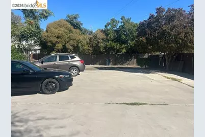 1231 Arcade Blvd, Sacramento, CA 95815 - Photo 16