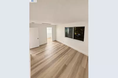 29621 Red Oak Ct #3, Hayward, CA 94544 - Photo 6