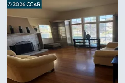 5421 Brann St, Oakland, CA 94619 - Photo 2