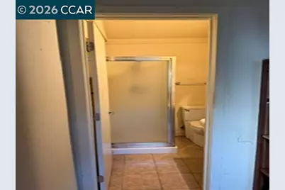 5421 Brann St, Oakland, CA 94619 - Photo 8