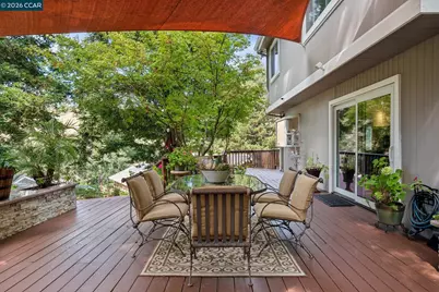 136 Hillcroft Way, Walnut Creek, CA 94597 - Photo 34