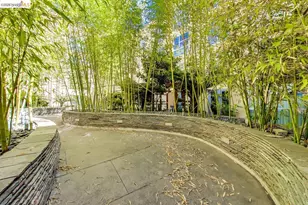 585 9th St, Oakland, CA 94607 - Photo 20