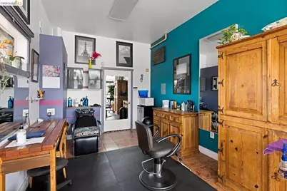 4935 Shattuck Ave, Oakland, CA 94609 - Photo 18