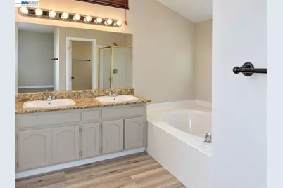 1825 Mark Mead Ln, Modesto, CA 95356 - Photo 14