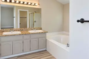 1825 Mark Mead Ln, Modesto, CA 95356 - Photo 14