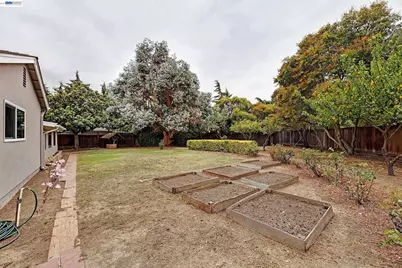 513 Carobe Court, Union City, CA 94587 - Photo 32