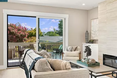 2501 Pine Knoll Dr #10, Walnut Creek, CA 94595 - Photo 8