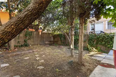 2832 Brookdale Ave, Oakland, CA 94602 - Photo 36