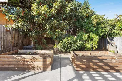 2832 Brookdale Ave, Oakland, CA 94602 - Photo 32