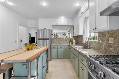 2832 Brookdale Ave, Oakland, CA 94602 - Photo 14