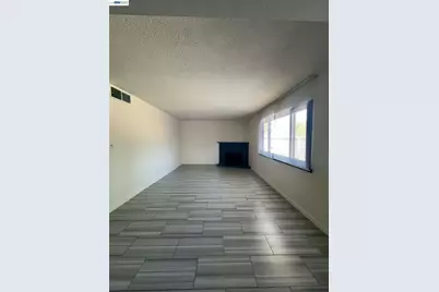 3823 Donner Ave, Fresno, CA 93726 - Photo 6