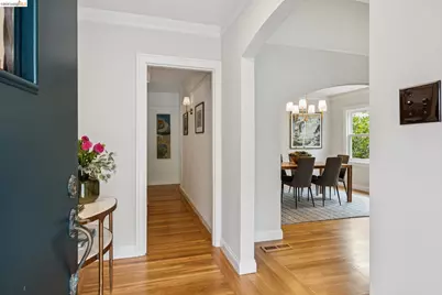 8 Hopkins Ct, Berkeley, CA 94706 - Photo 4