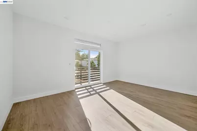 1216 Walters Ct, Concord, CA 94520 - Photo 10