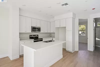 1216 Walters Ct, Concord, CA 94520 - Photo 16