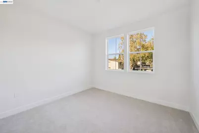 1216 Walters Ct, Concord, CA 94520 - Photo 20