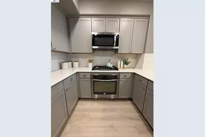 558 Clover Cir, Milpitas, CA 95035 - Photo 6