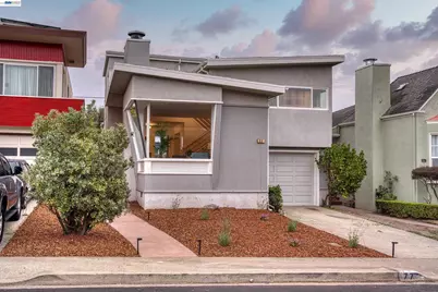 77 Clifton Dr, Daly City, CA 94015 - Photo 2