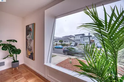 77 Clifton Dr, Daly City, CA 94015 - Photo 6