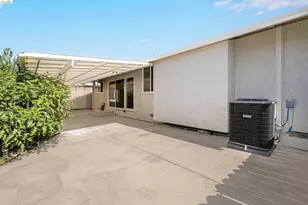 31871 Kennet St, Hayward, CA 94544 - Photo 20