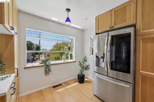 4614 Fairbairn Ave, Oakland, CA 94619 - Photo 8