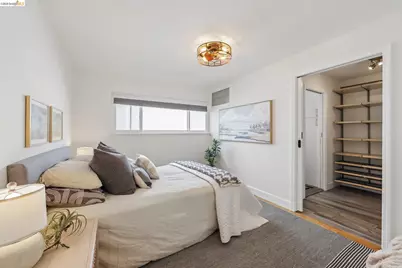 4614 Fairbairn Ave, Oakland, CA 94619 - Photo 18