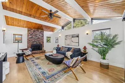 4614 Fairbairn Ave, Oakland, CA 94619 - Photo 28
