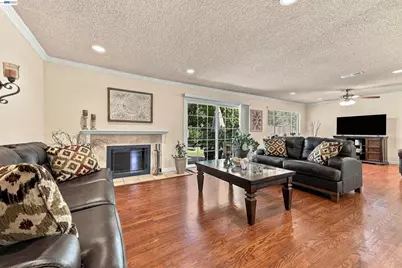 8657 Davona Dr, Dublin, CA 94568 - Photo 8