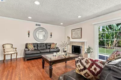 8657 Davona Dr, Dublin, CA 94568 - Photo 6