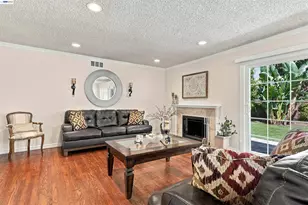 8657 Davona Dr, Dublin, CA 94568 - Photo 6