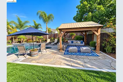 493 Quail Glen Dr, Oakley, CA 94561 - Photo 10