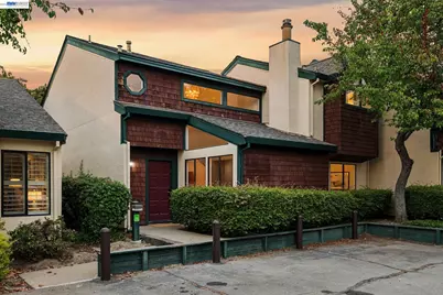 114 Lagunaria Ln, Alameda, CA 94502 - Photo 2